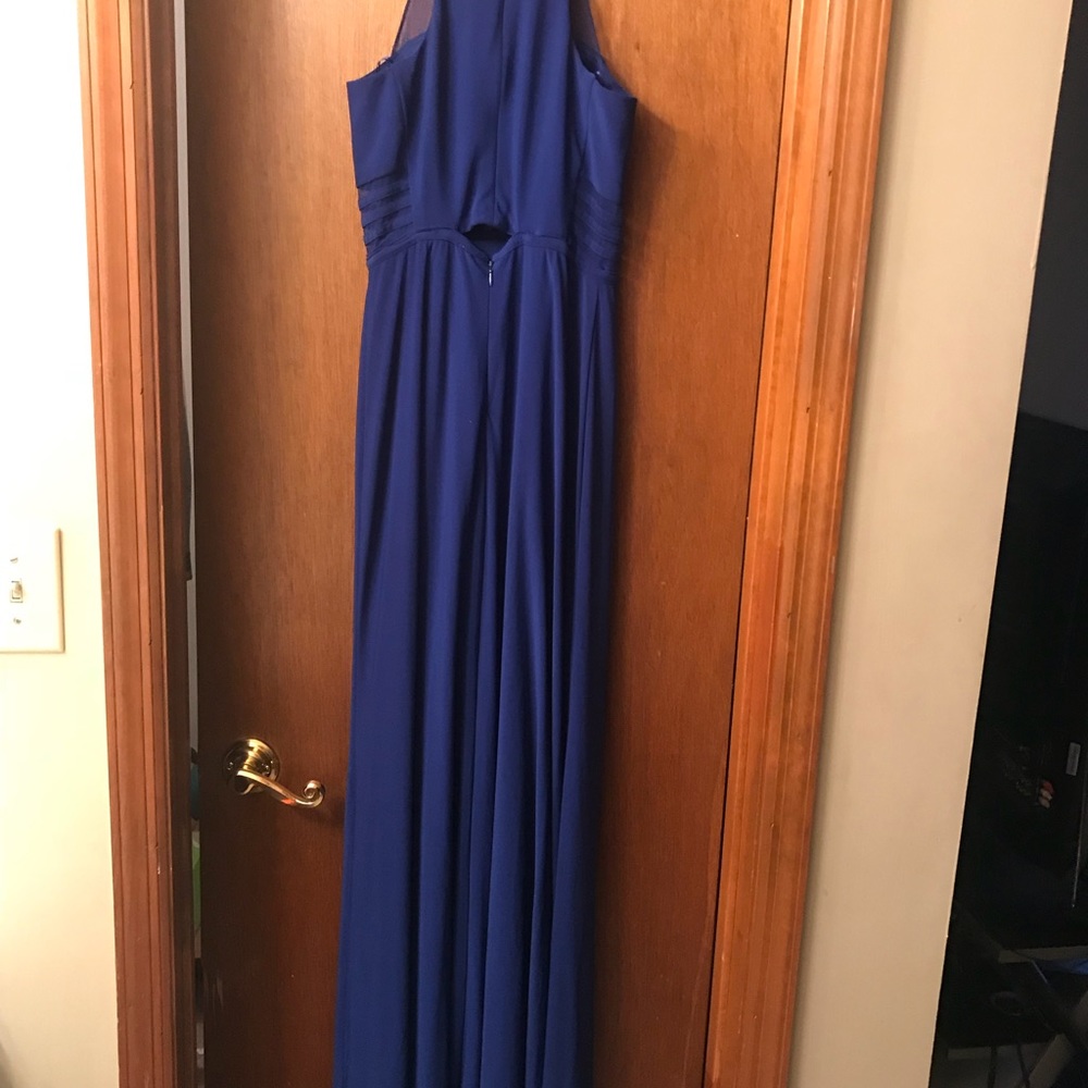 Dress - Picture 2 of 5